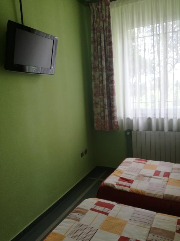Real Hotel 과르도 외부 사진