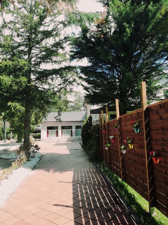 Real Hotel 과르도 외부 사진